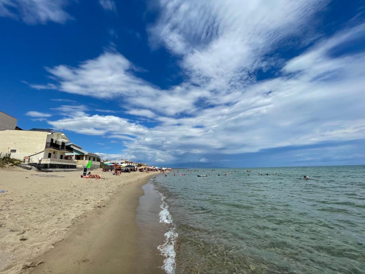 Вілла Paradiso Fronte Mare Аньоне-Баньї Екстер'єр фото